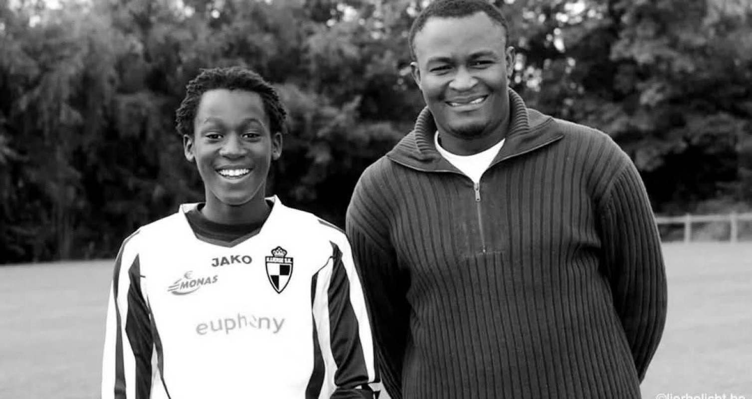 Λουκάκου: Έφυγε από την ζωή ο πατέρας του – Το σπαρακτικό του μήνυμα (pic)