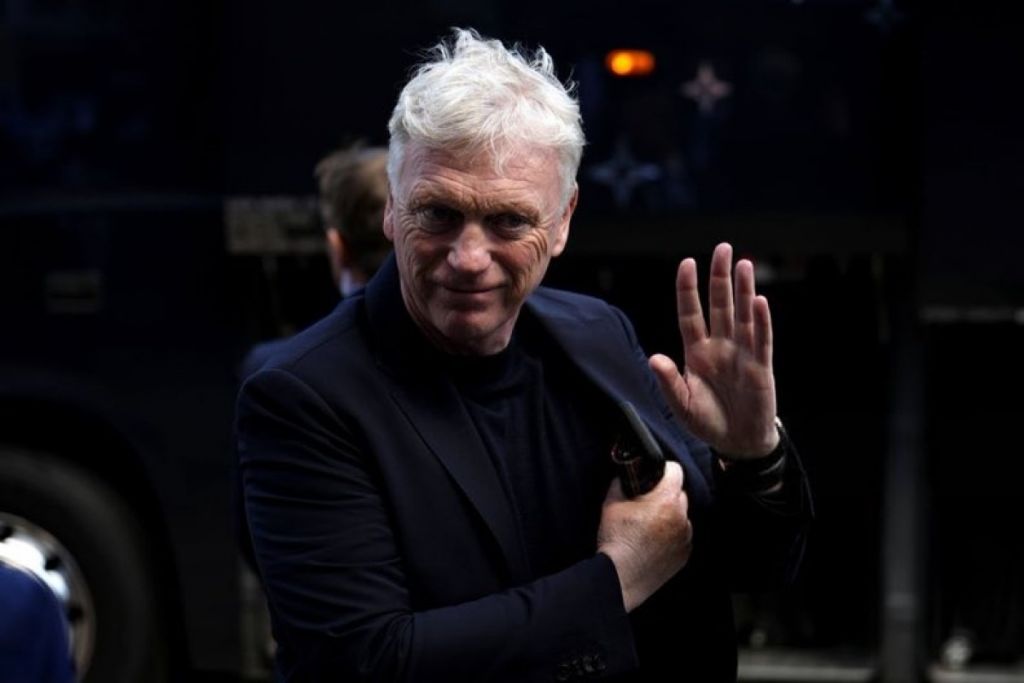 «Κλαίει» ο Μόγιες: «Στο Άνφιλντ έχουμε συνηθίσει τα… περίεργα σφυρίγματα του διαιτητή» (vid)