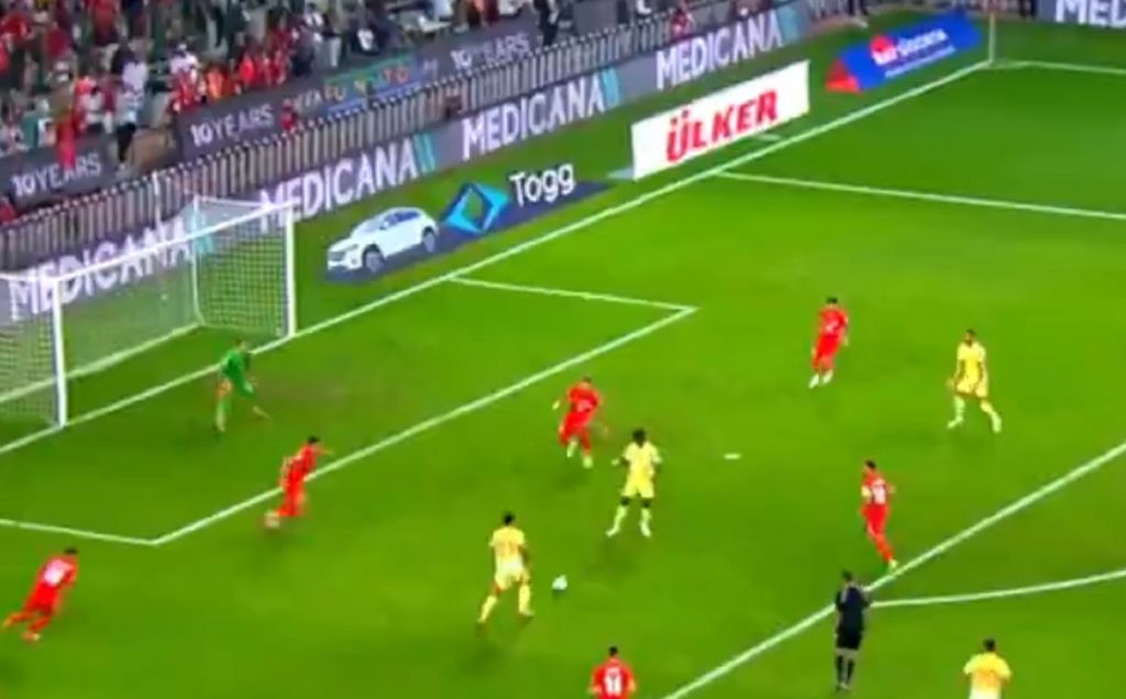 Η Ισπανία κάνει… πλάκα στην Τουρκία μέσα στην Πόλη (vid)