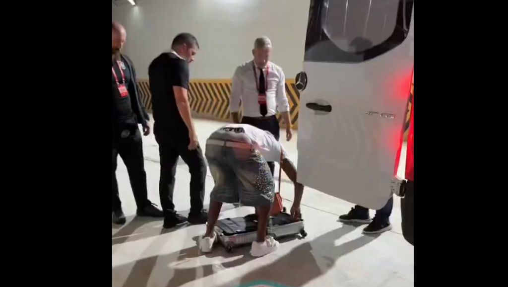 Λαμίν Γιαμάλ: Οι Τούρκοι του… εξαφάνισαν το διαβατήριο (vid)