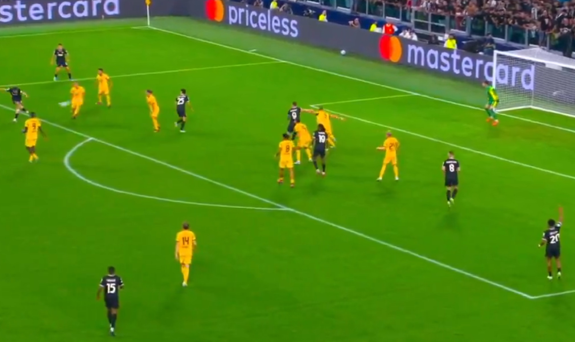 H γκολάρα της βραδιάς από τα μαγικά πόδια του Γιλντίζ (vid)