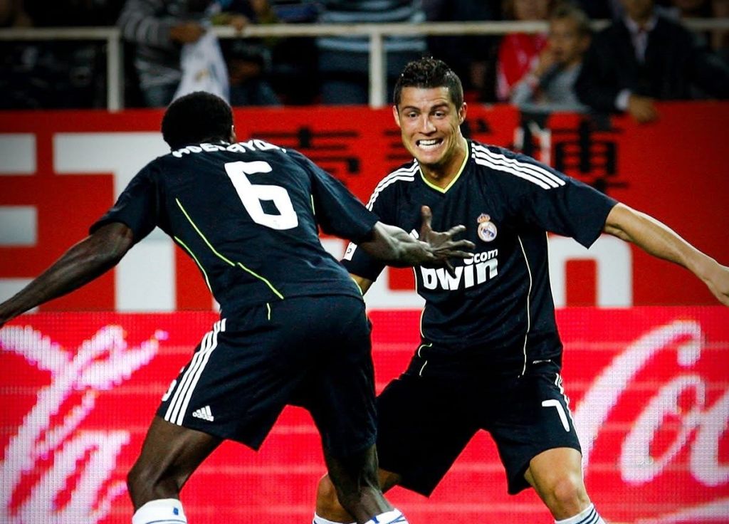 Επικός Αντεμπαγιόρ: «Κριστιάνο ή Μέσι; Και από τον… τάφο μου αυτόν θα διάλεγα»