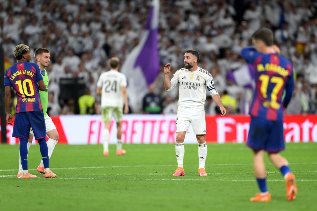 Πρόβλημα στη Ρεάλ Μαδρίτης: Τραυματίστηκε στο γόνατο ο Καρβαχάλ