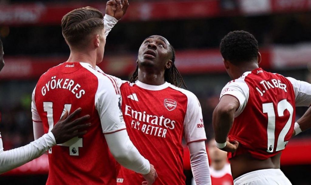 Εμπερέτσι Έζε, αυτό είναι το γκολ της ζωής σου: Πλήγωσε με… καρατιά την Πάλας! (vid)