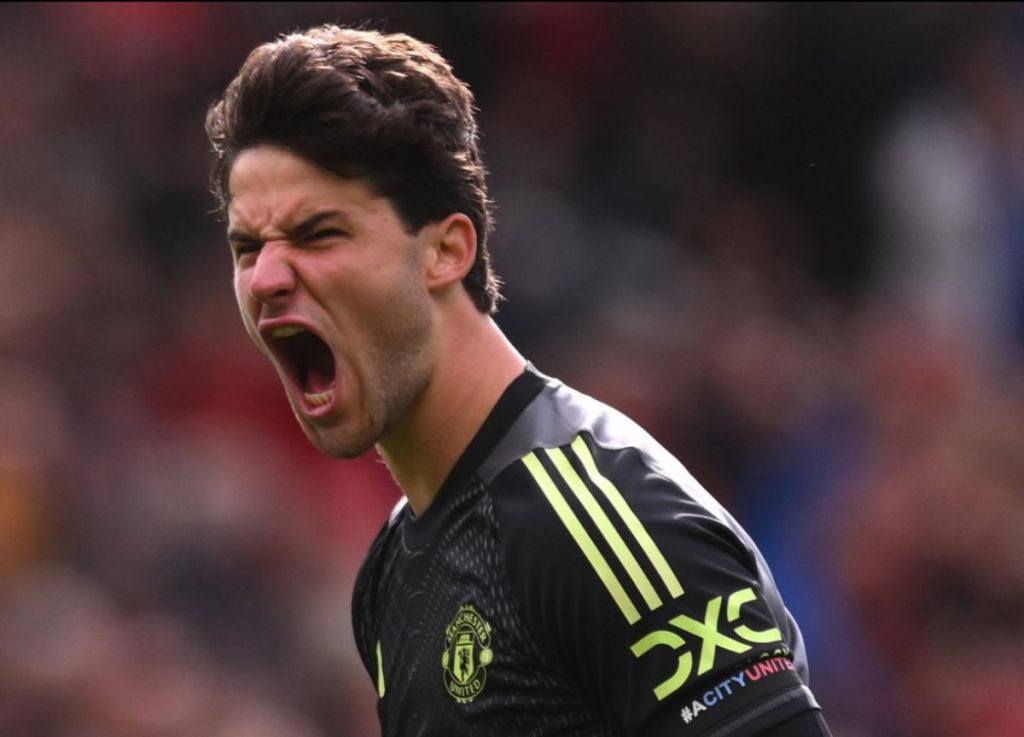 Τρελάθηκε ο… νέος της Γιουνάιτεντ: «Προφανώς και μπορούμε να πάρουμε τίτλους!»