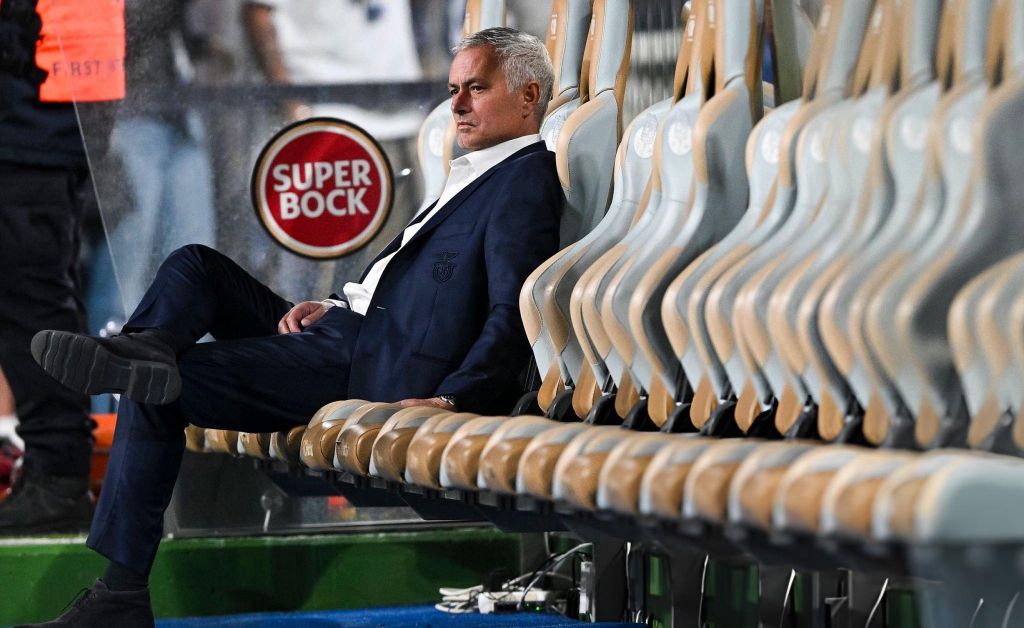 Δημοσιογράφος «ξεφτίλισε» τον Μουρίνιο – Ξέσπασε για τα… χρήματα (vid)