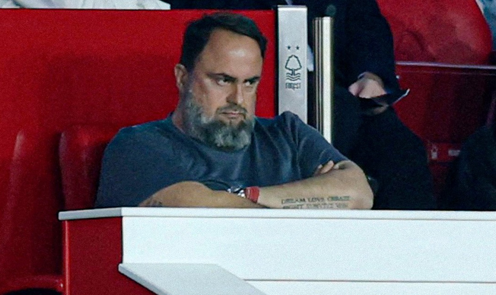 Σοκαρισμένος ο Μαρινάκης με την εικόνα της Νότιγχαμ Φόρεστ: Ο Ποστέκογλου φλερτάρει με άλλη μία ήττα! (vids)