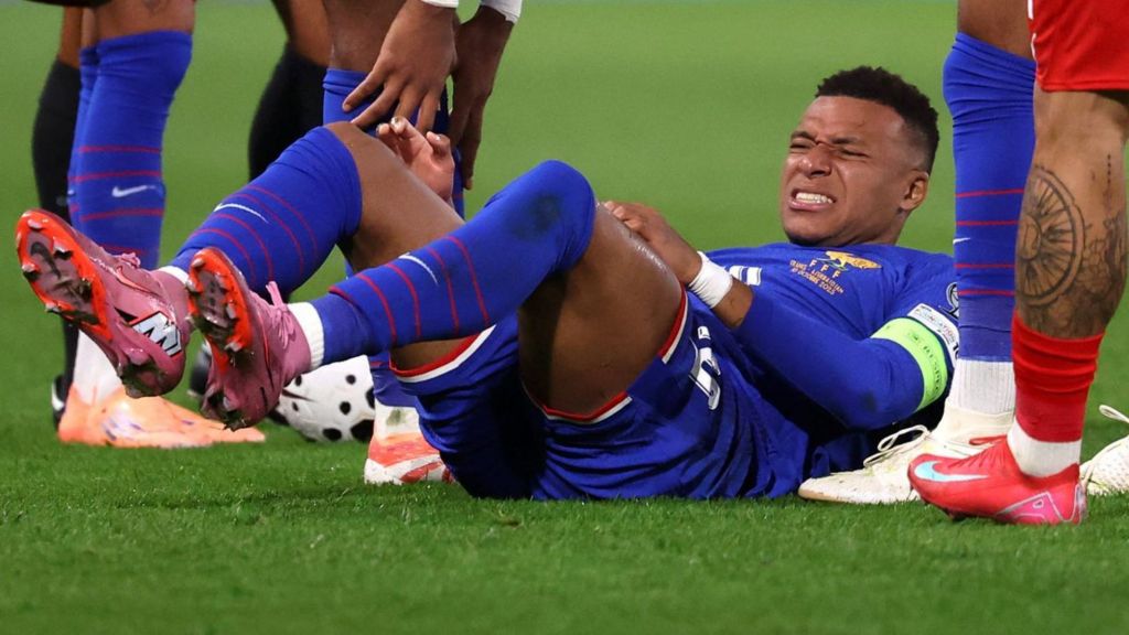 Συναγερμός στη Ρεάλ Μαδρίτης, τραυματίστηκε ο Μπαπέ