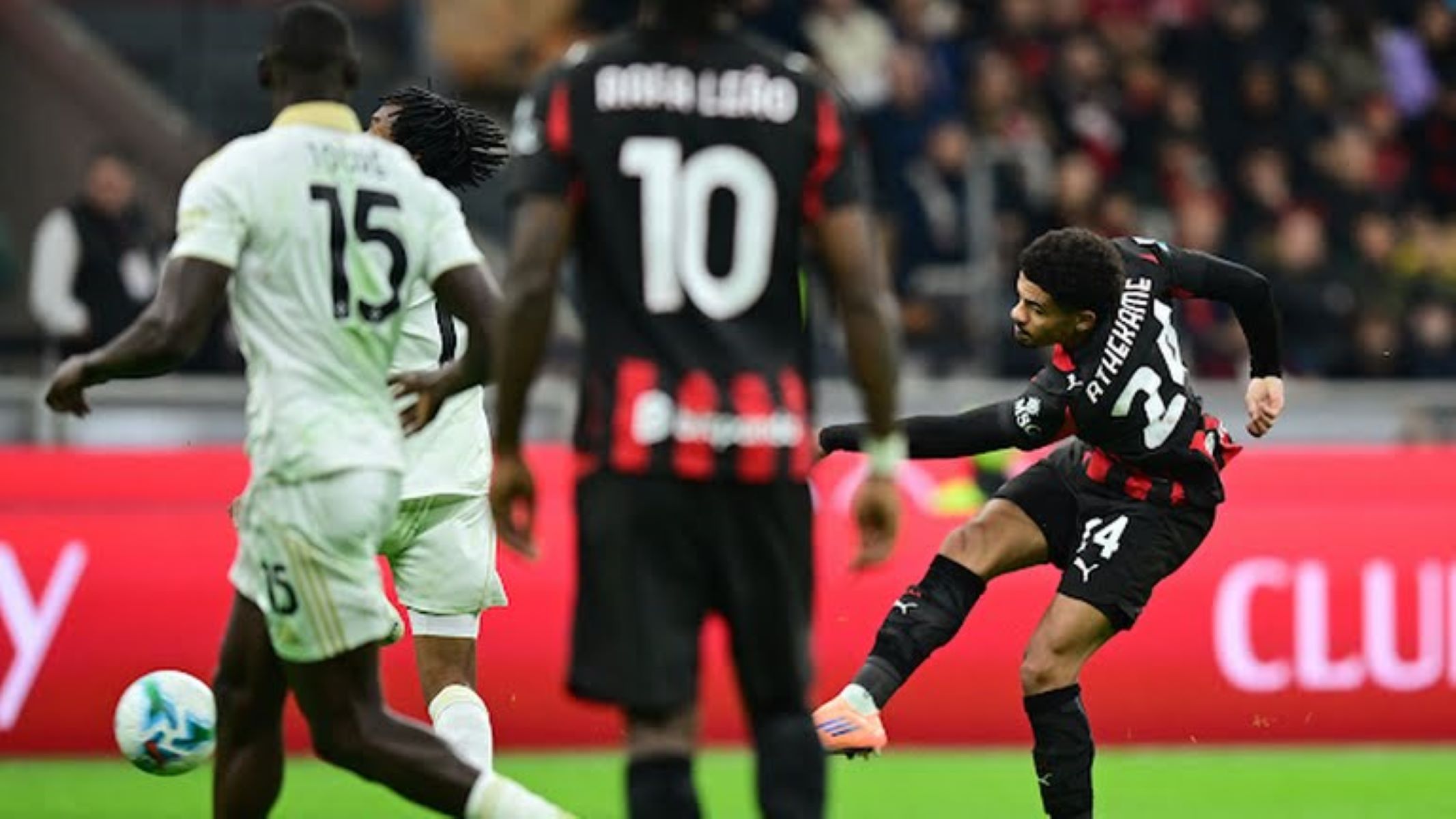 Κάζο για τη Μίλαν: Έχασε βαθμούς από την Πίζα (vid)