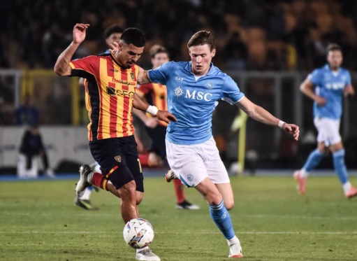 Λέτσε – Νάπολι: Με φόρα από το ντέρμπι