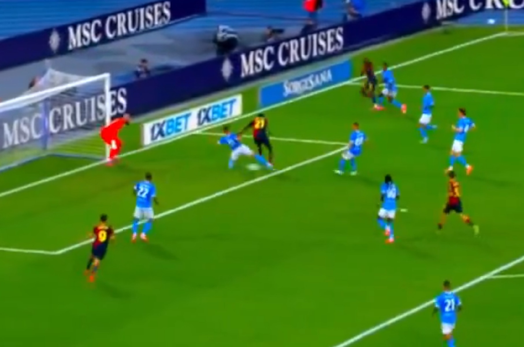 H μαγική «τακουνιά» του Εκχατόρ άφησε… βουβή τη Νάπολι (vid)