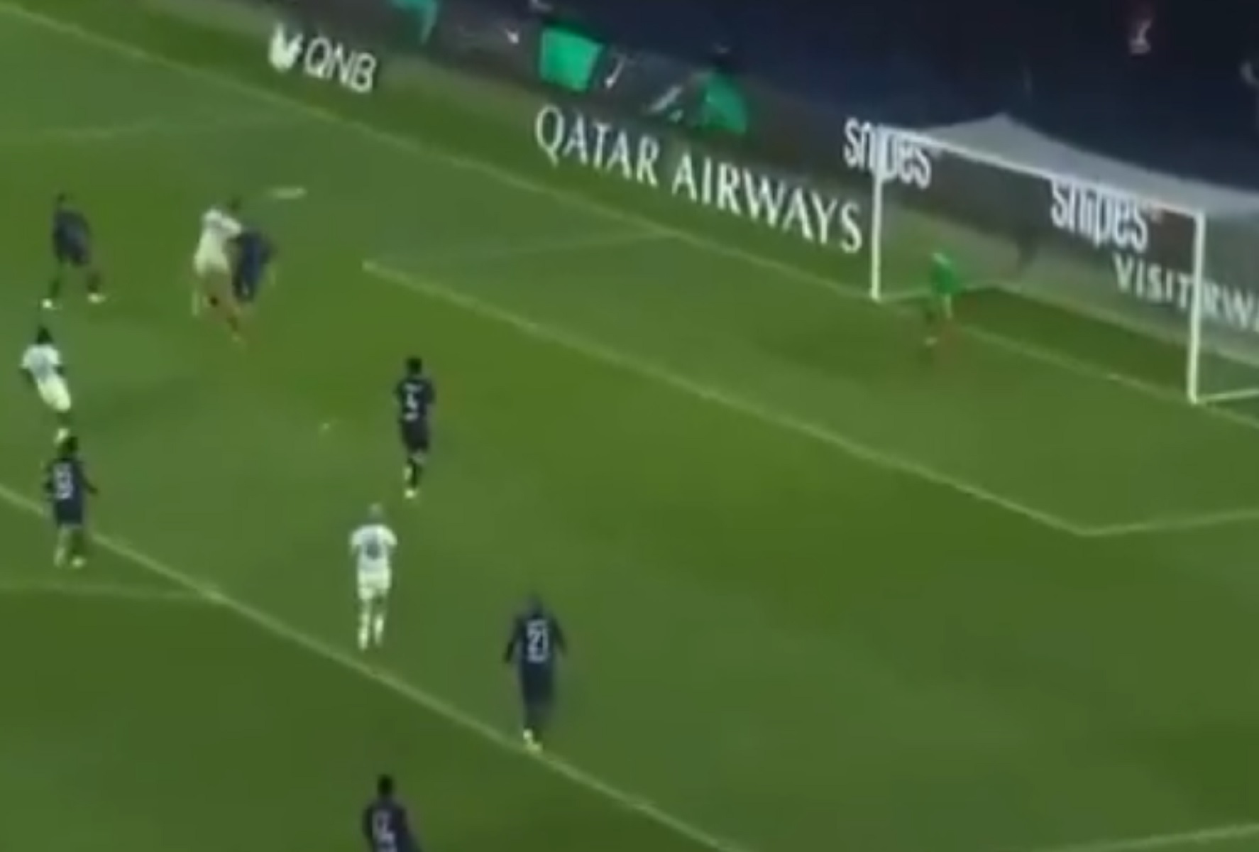 To Στρασβούργο σοκάρει εις διπλούν την Παρί Σεν Ζερμέν (vid)