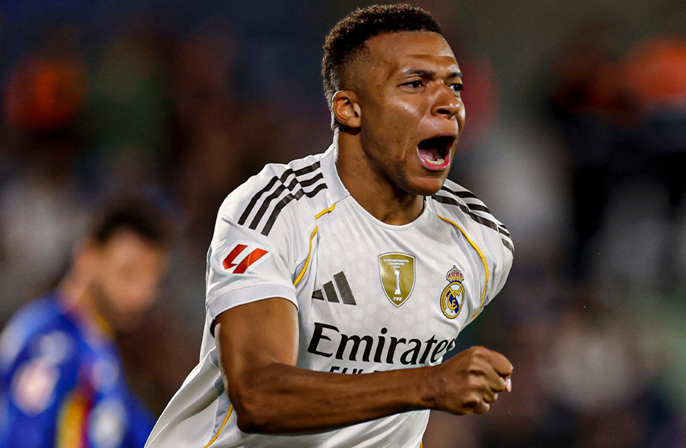 Ο… βασιλιάς Μπαπέ «καθάρισε» για τη Ρεάλ Μαδρίτης! (vid)