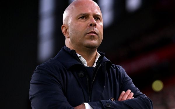 Ο Σλοτ έδωσε την πιο... αστεία δικαιολογία, μετά τον αποκλεισμό της Λίβερπουλ!