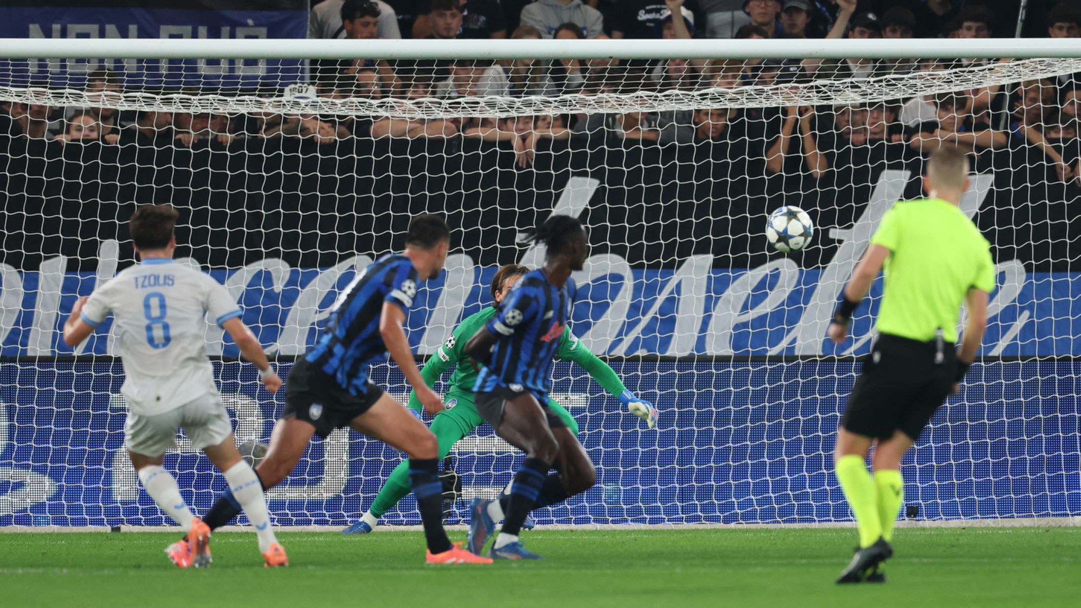 Το ρεκόρ που έσπασε ο Τζόλης με την γκολάρα του στο Μπέργκαμο