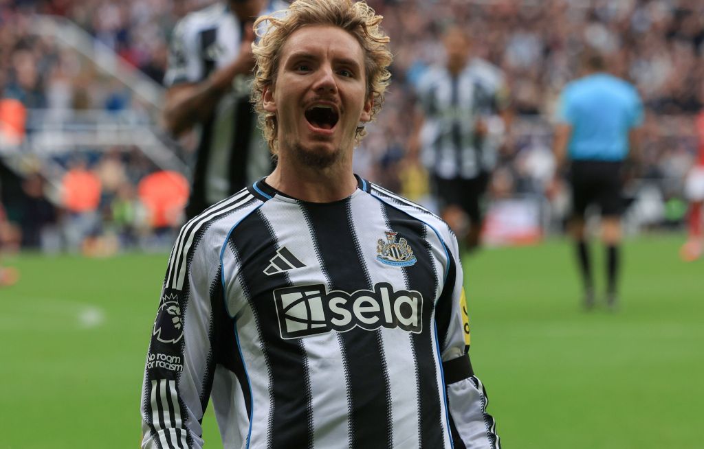 Η Νιούκαστλ στέλνει στον… ΟΑΕΔ τον Ποστέκογλου (vid)