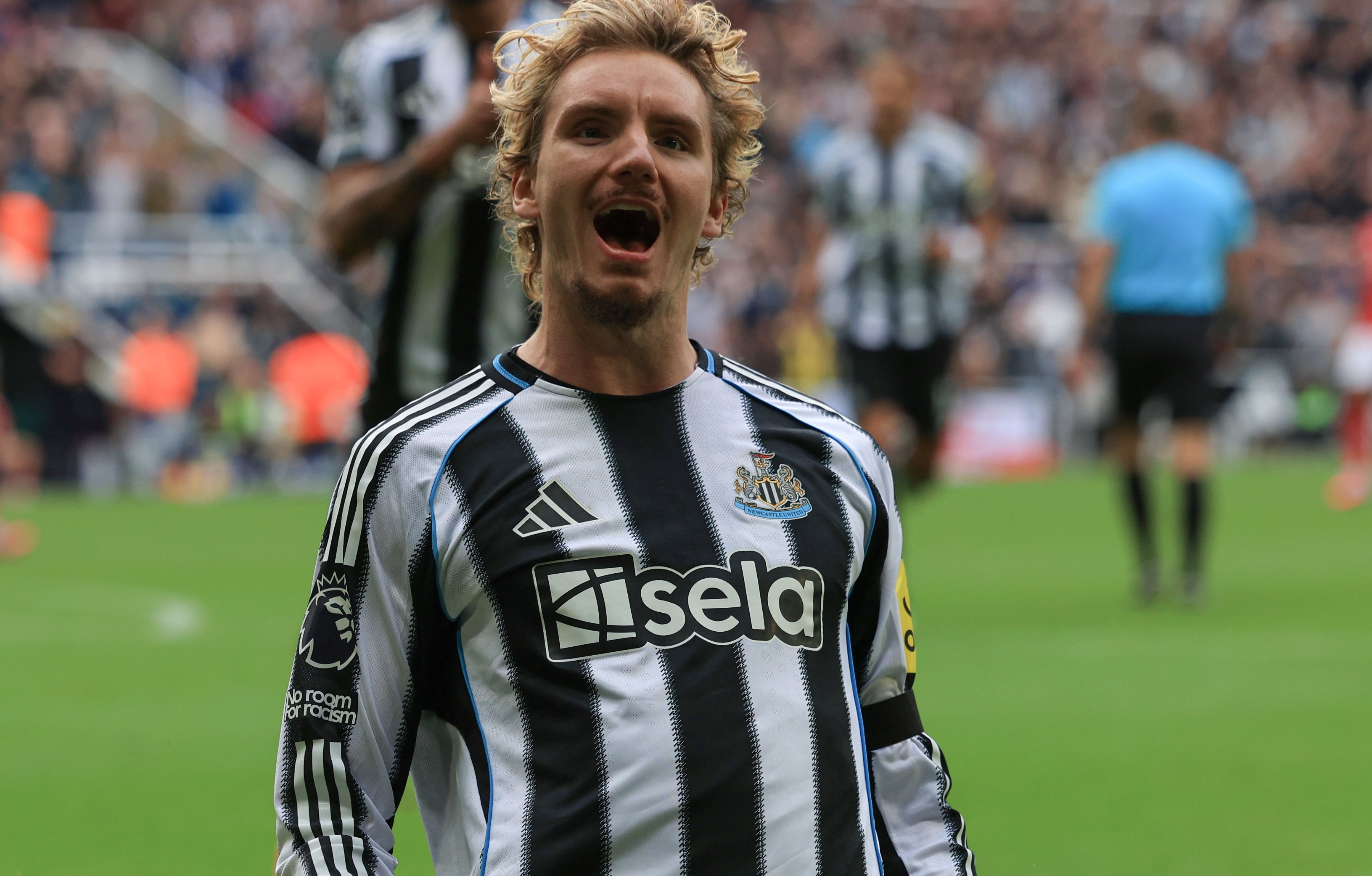 Η Νιούκαστλ στέλνει στον… ΟΑΕΔ τον Ποστέκογλου (vid)