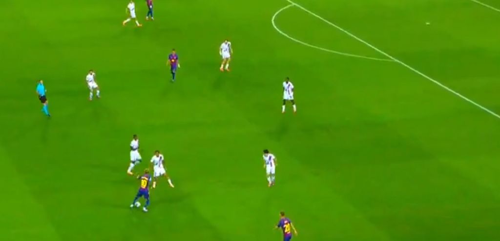 Μπαρτσελόνα – Παρί: Εξωπραγματική ενέργεια του Γιαμάλ, ο Τόρες χάλασε την ασίστ της σεζόν (vid)