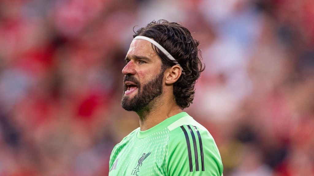 Λίβερπουλ: Λίγα παιχνίδια ακόμη με Μαμαρντασβίλι – Τότε επιστρέφει ο Άλισον