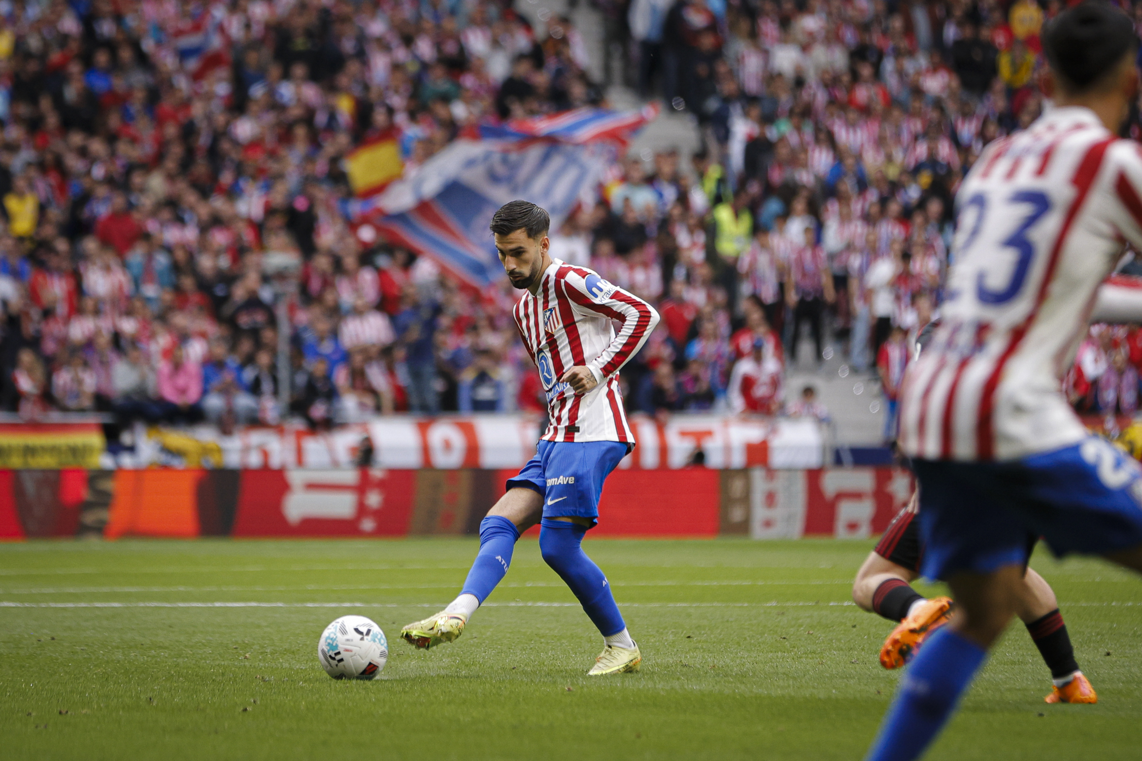 Η Ατλέτιμο Μαδρίτης… ξέσπασε στην Σεβίλλη του Ματίας Αλμέιδα (vid)