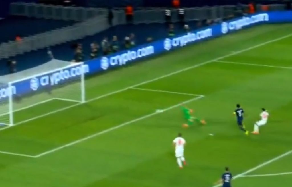 Μπάγερν και Ντίαζ κάνουν… πάρτι στην αεράμυνα της Παρί Σεν Ζερμέν (vid)