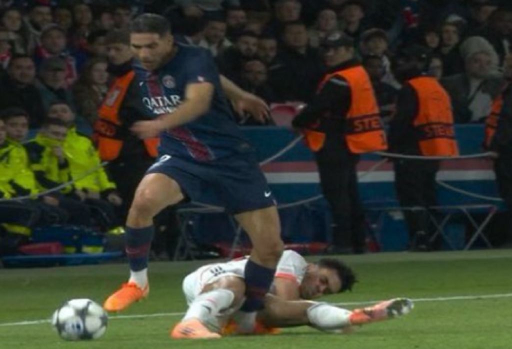 Παρί Σεν Ζερμέν – Μπάγερν Μονάχου: Αποβλήθηκε ο Ντίαζ, διέλυσε το πόδι του Χακίμι (vid)