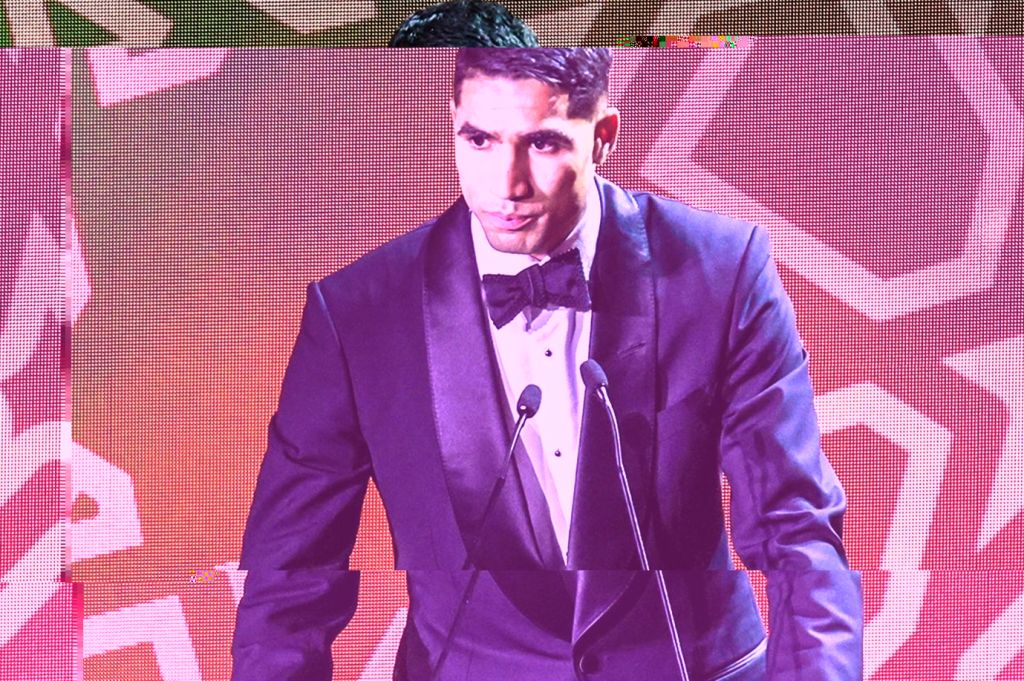 Το καμάρι της Αφρικής: Το πιο βαρύ βραβείο πήγε στα χέρια του Χακίμι!