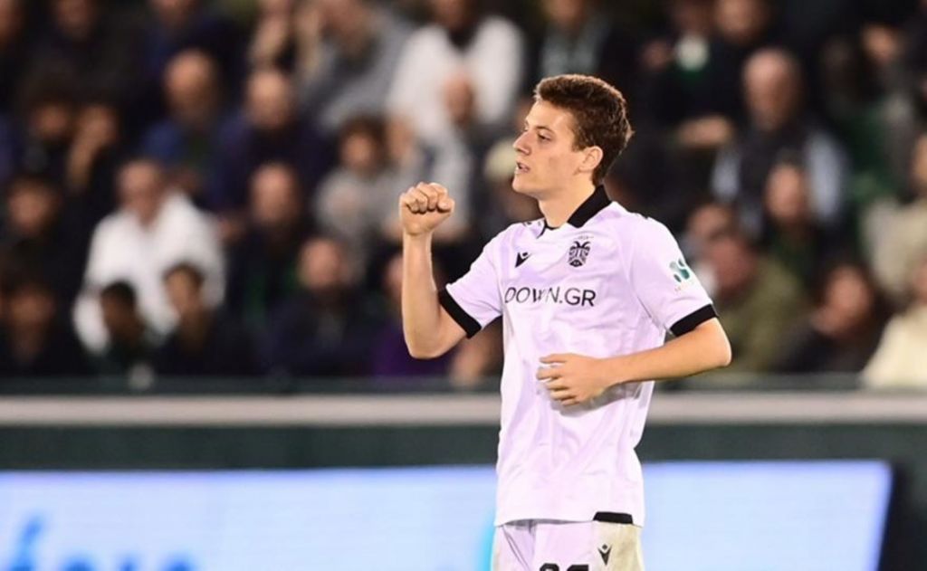 Παναθηναϊκός – ΠΑΟΚ: Η Λεωφόρος υποκλίθηκε στον καλλιτέχνη Κωνσταντέλια (vid)