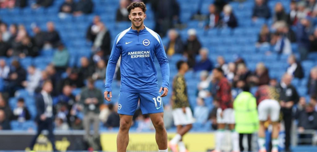 Η Μπράιτον «έφτιαξε» τον Κωστούλα με μία φωτογραφία! (pic)