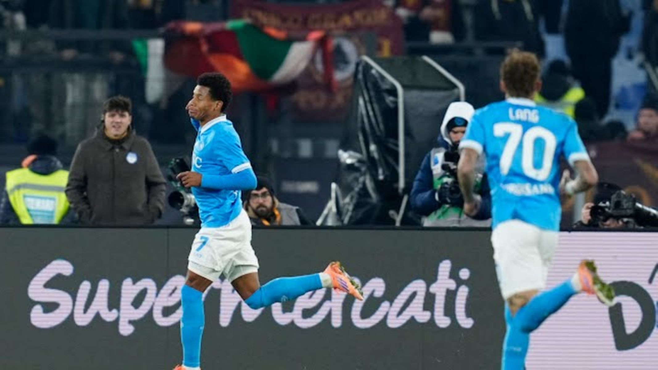 H πρωταθλήτρια Νάπολι έχει… πάντοτε τον τρόπο (vid)