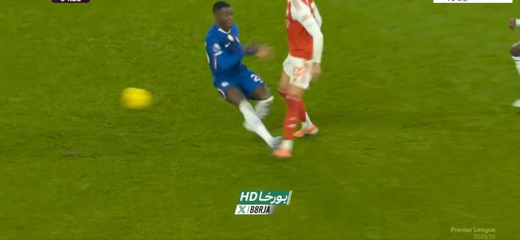 Του έδωσε τον αστράγαλο στα… χέρια: Τάκλιν για φυλακή από Καϊσέδο σε Μερίνο! (vid)