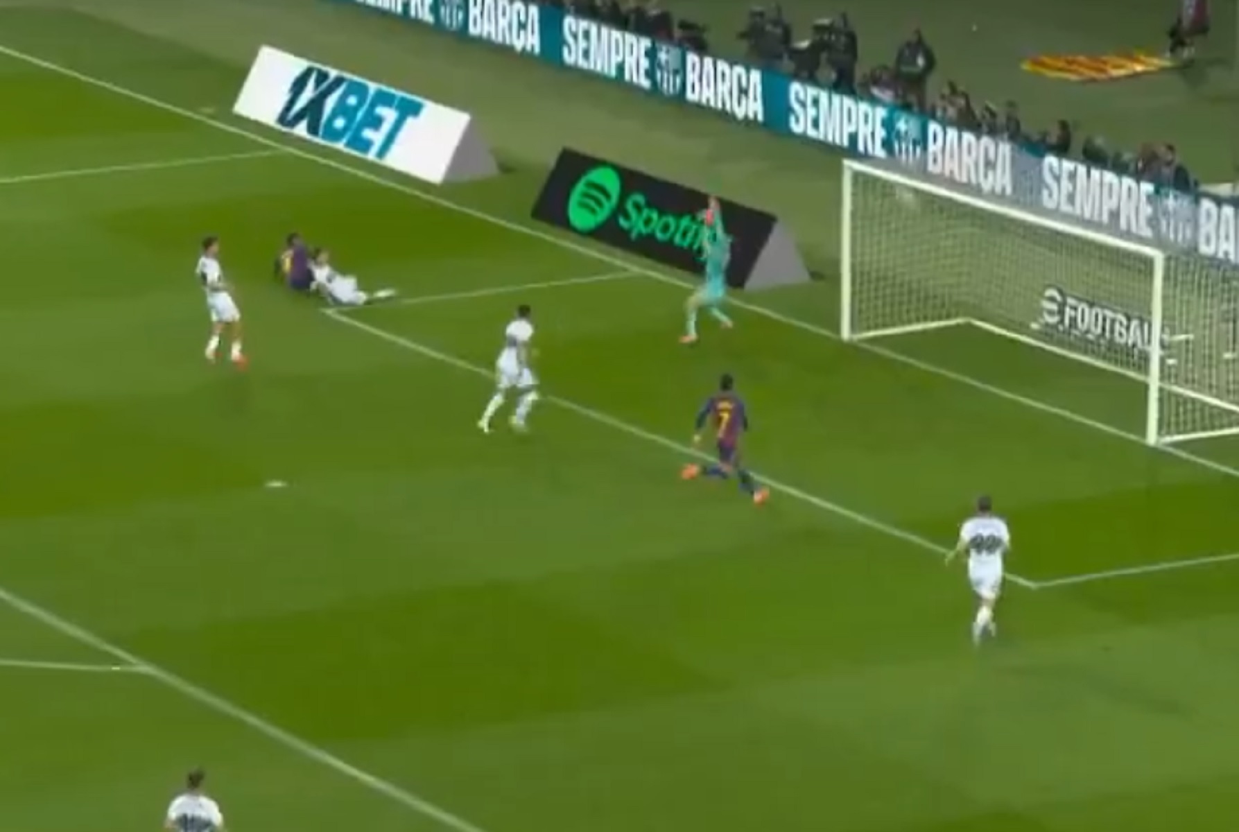 Μπαρτσελόνα: Αλήτικη πάσα Φερμίν, «βομβάρδισε» ο Ράσφορντ (vid)