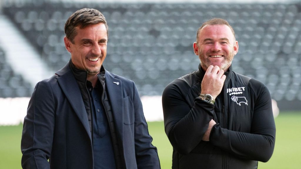 Ρούνεϊ: Αποκάλυψε το μυθικό ποσό που έπαιρνε στην Γιουνάιτεντ – «Έκλαψε» ο Νέβιλ (vid)