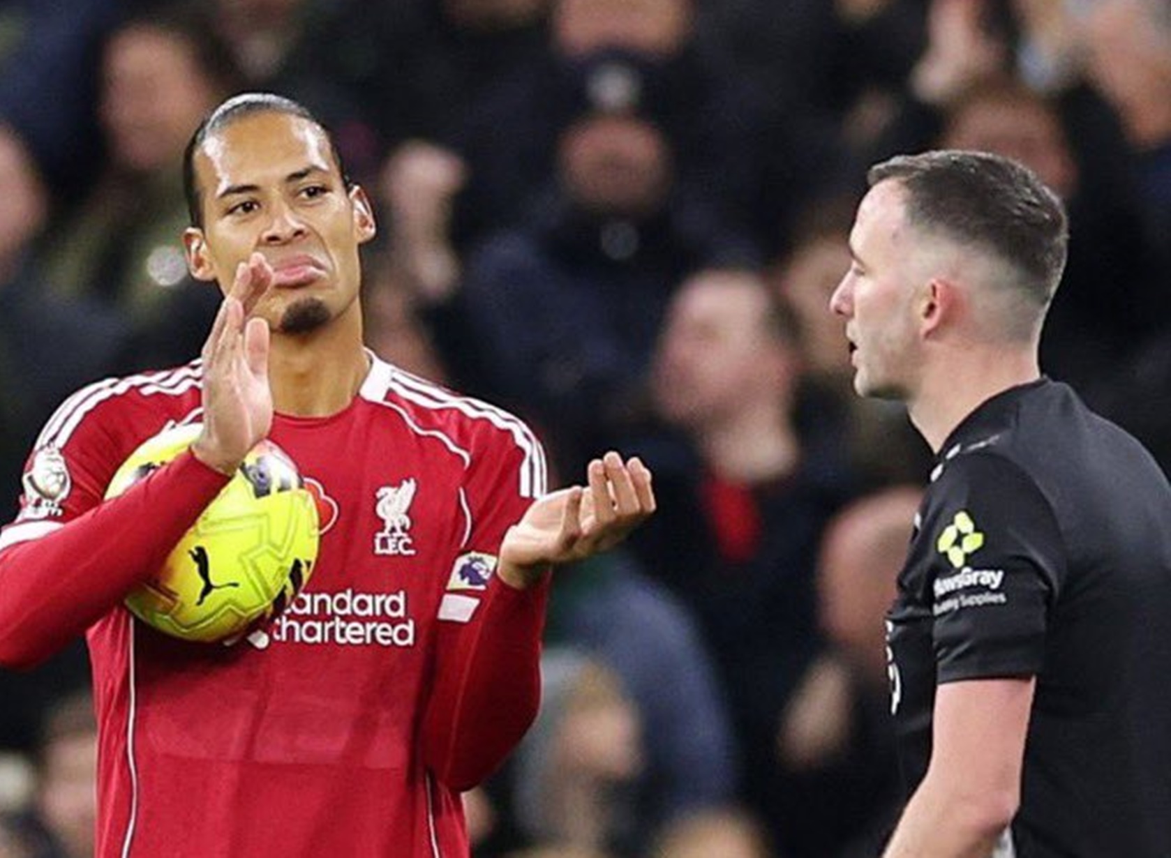 Ρούνεϊ: «Έκλεψαν τη Λίβερπουλ… Έπρεπε να μετρήσει του Φαν Ντάικ»