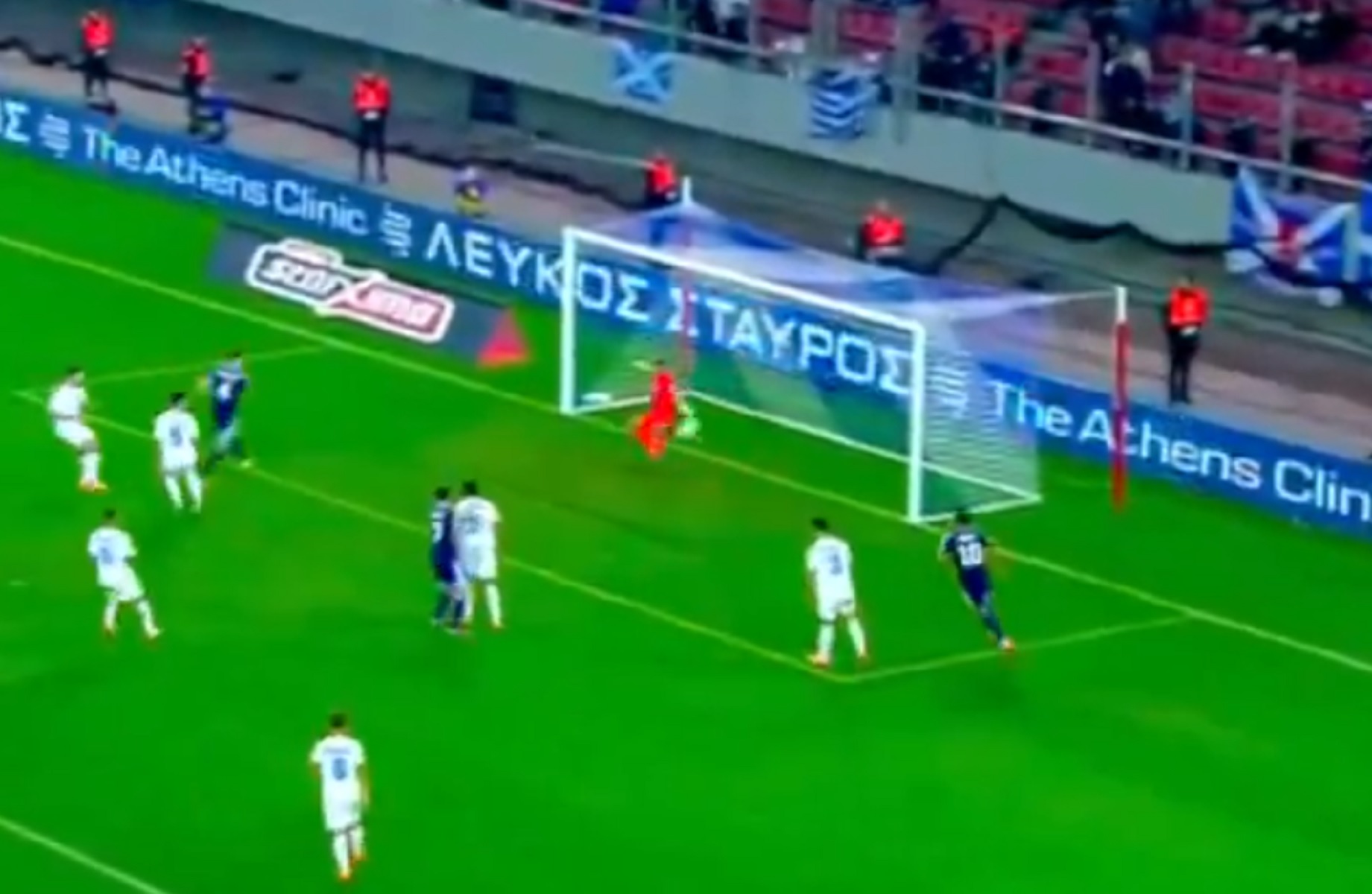 Τα εκπληκτικά στοπ του Βλαχοδήμου στους Σκωτσέζους (vids)