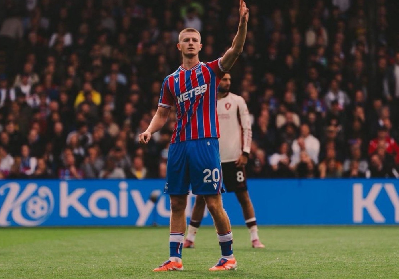 Σοβάρεψε η Τσέλσι: Ετοιμάζεται να τα σκάσει ΧΟΝΤΡΑ για τον Γουόρτον