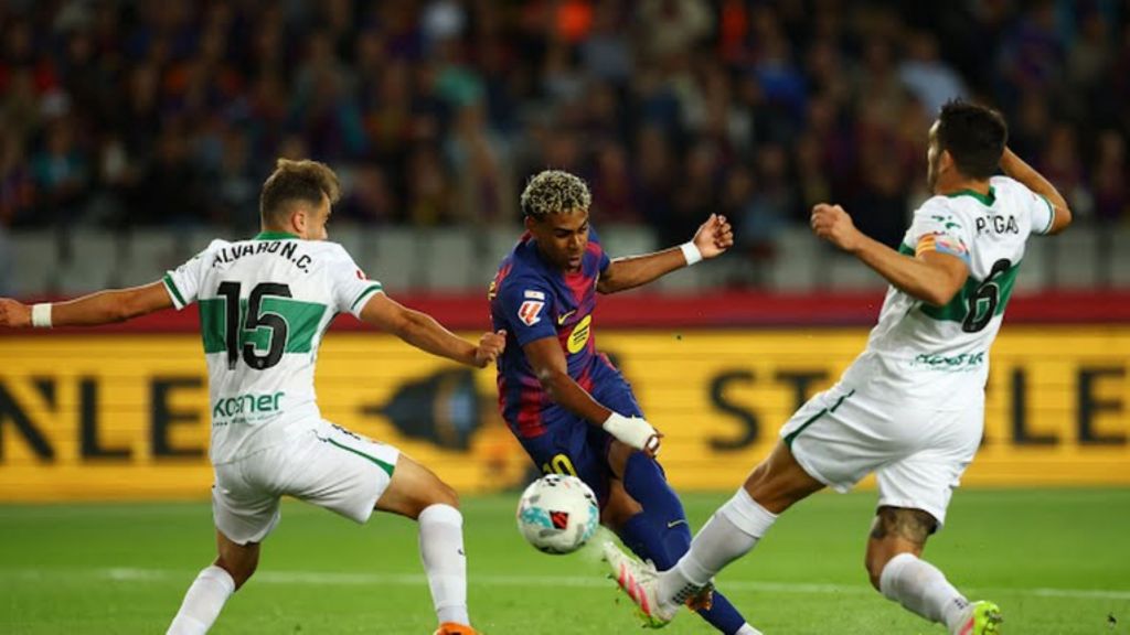 Μπαρτσελόνα – Έλτσε: «Τρίποντο» με σκόρερ Γιαμάλ και τώρα… Τζόλης (vid)