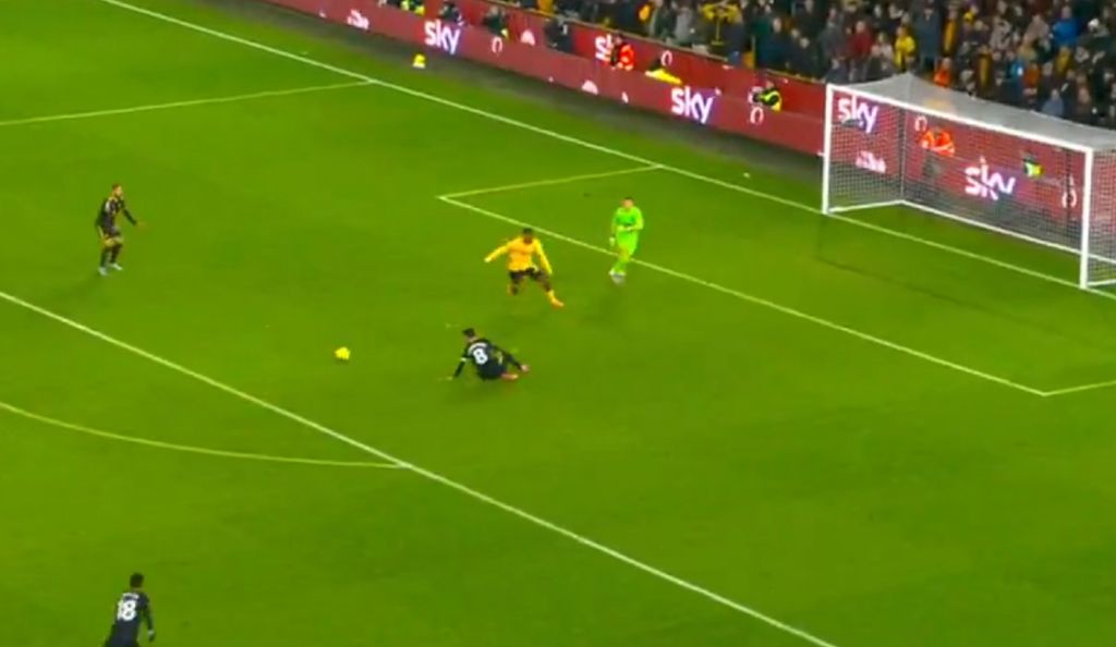 Το λίγο… κάπως ύποπτο γκολ της Γιουνάιτεντ στη Γουλβς (vid)